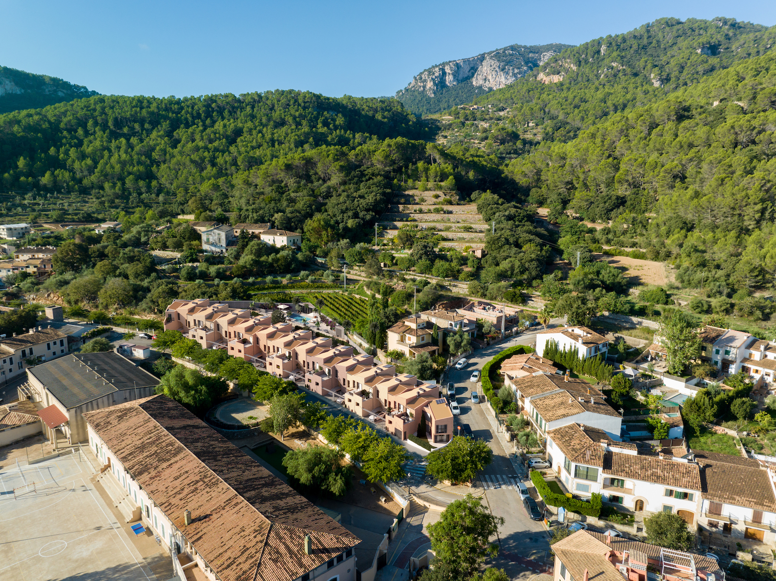 House in Esporles - view 1