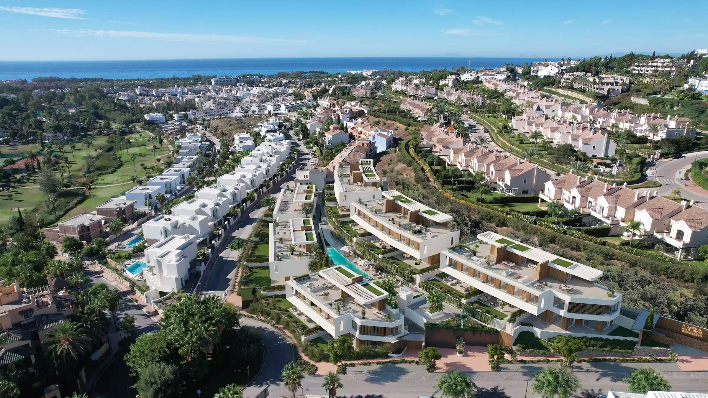 House in Estepona - view 1