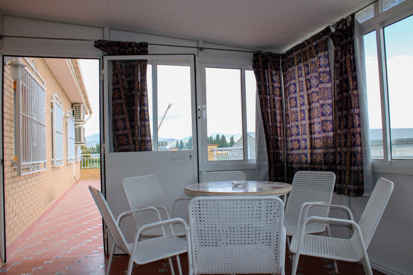 House in Granada - view 1