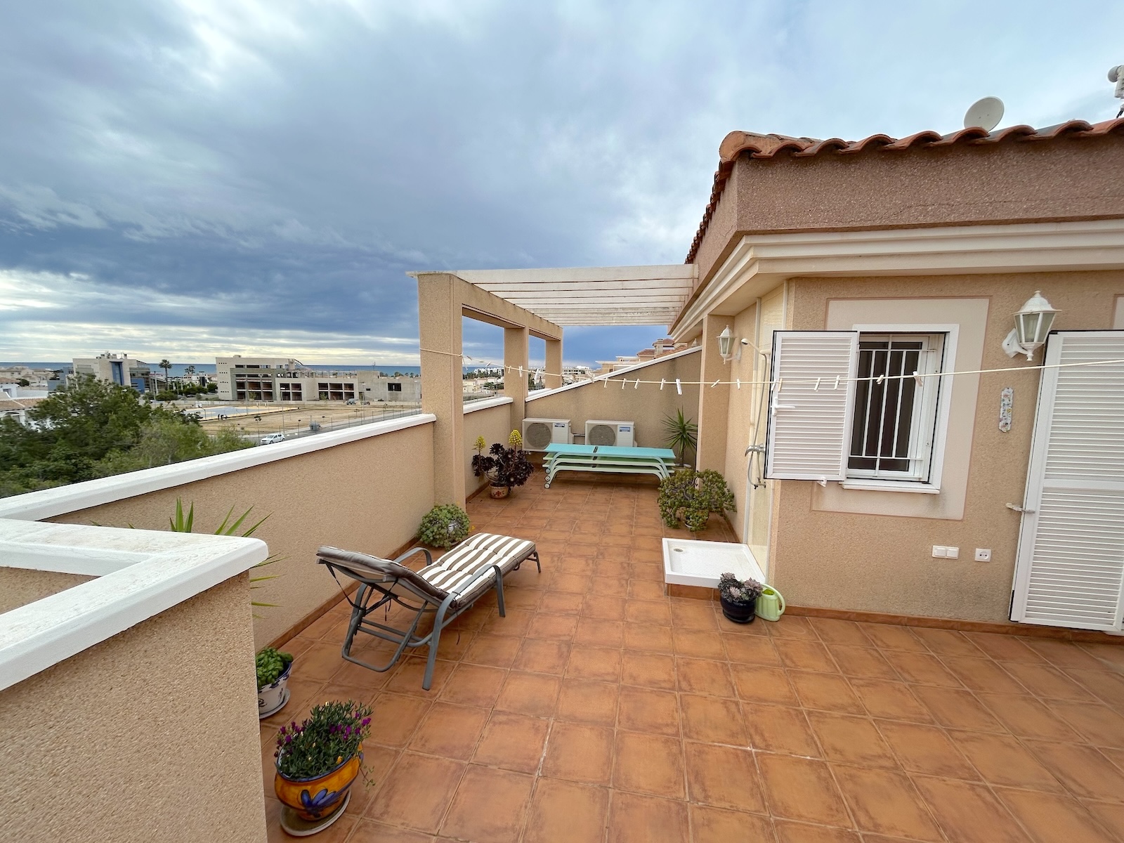 Apartment in Alicante - view 1