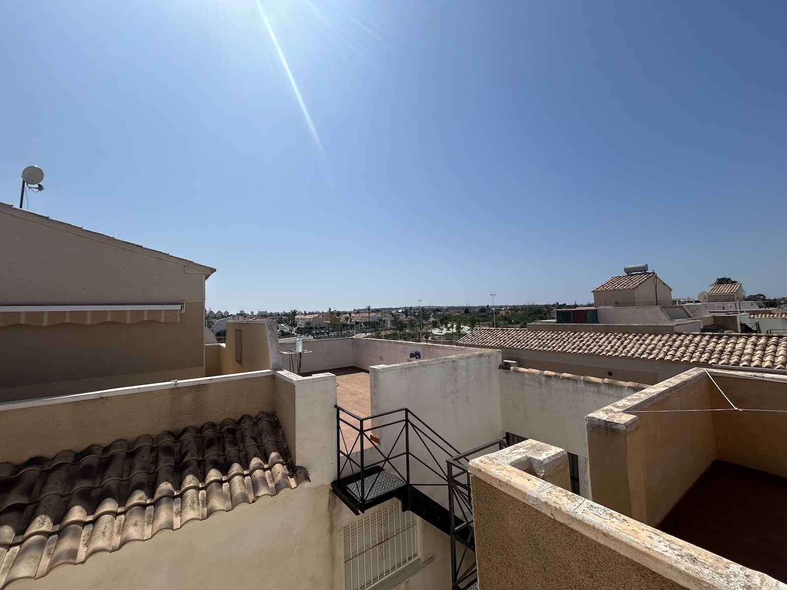 House in Alicante - view 1