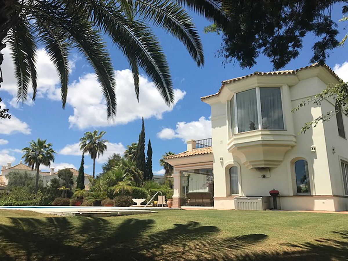 House in Sotogrande - view 1