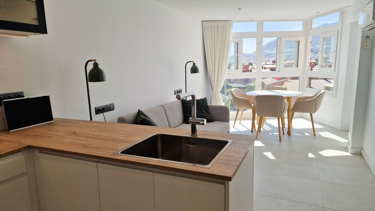 Apartment in Benalmadena Costa - view 1