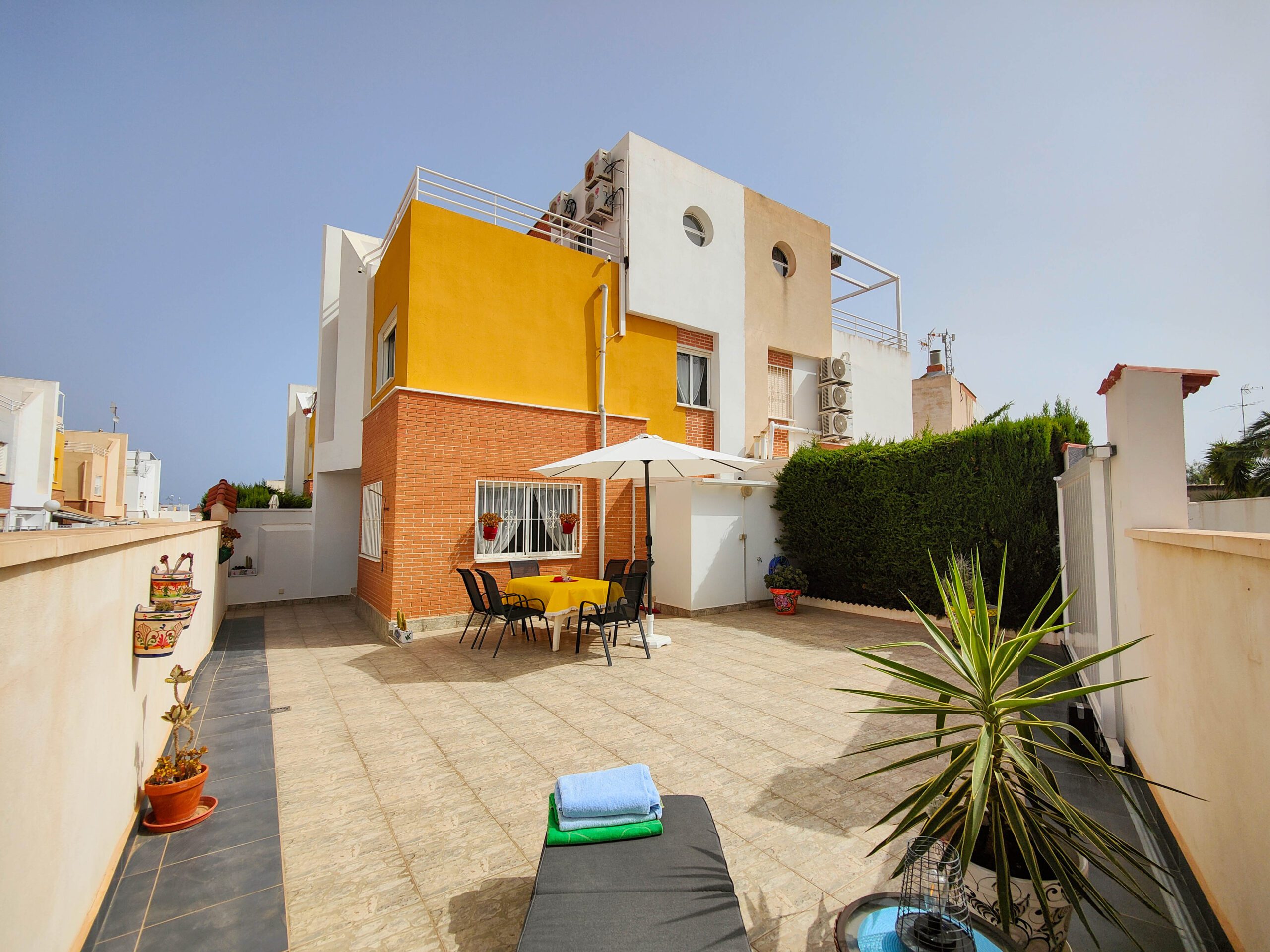 Villa in Urbanizacion los Balcones - view 1