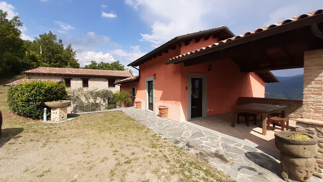House in Villafranca - view 1