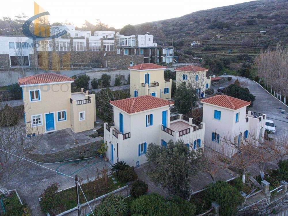 House in Menites - view 1