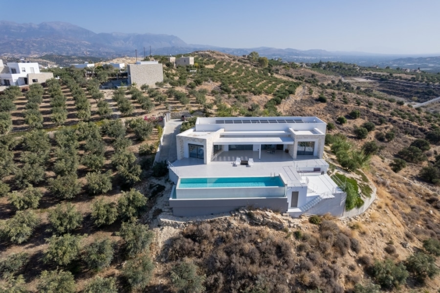 House in Tympaki - view 1