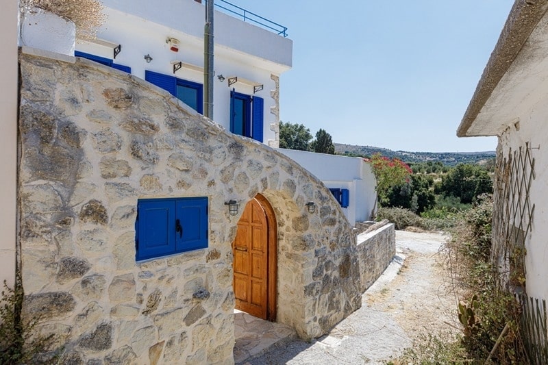 House in Mesi - view 1