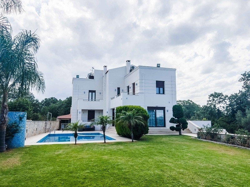 House in Gallos - view 1