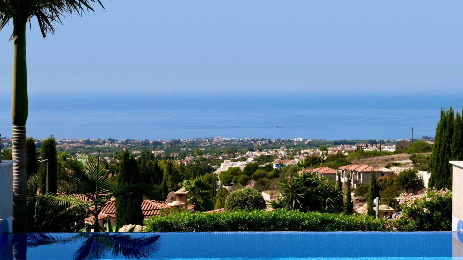 House in Tala - view 1