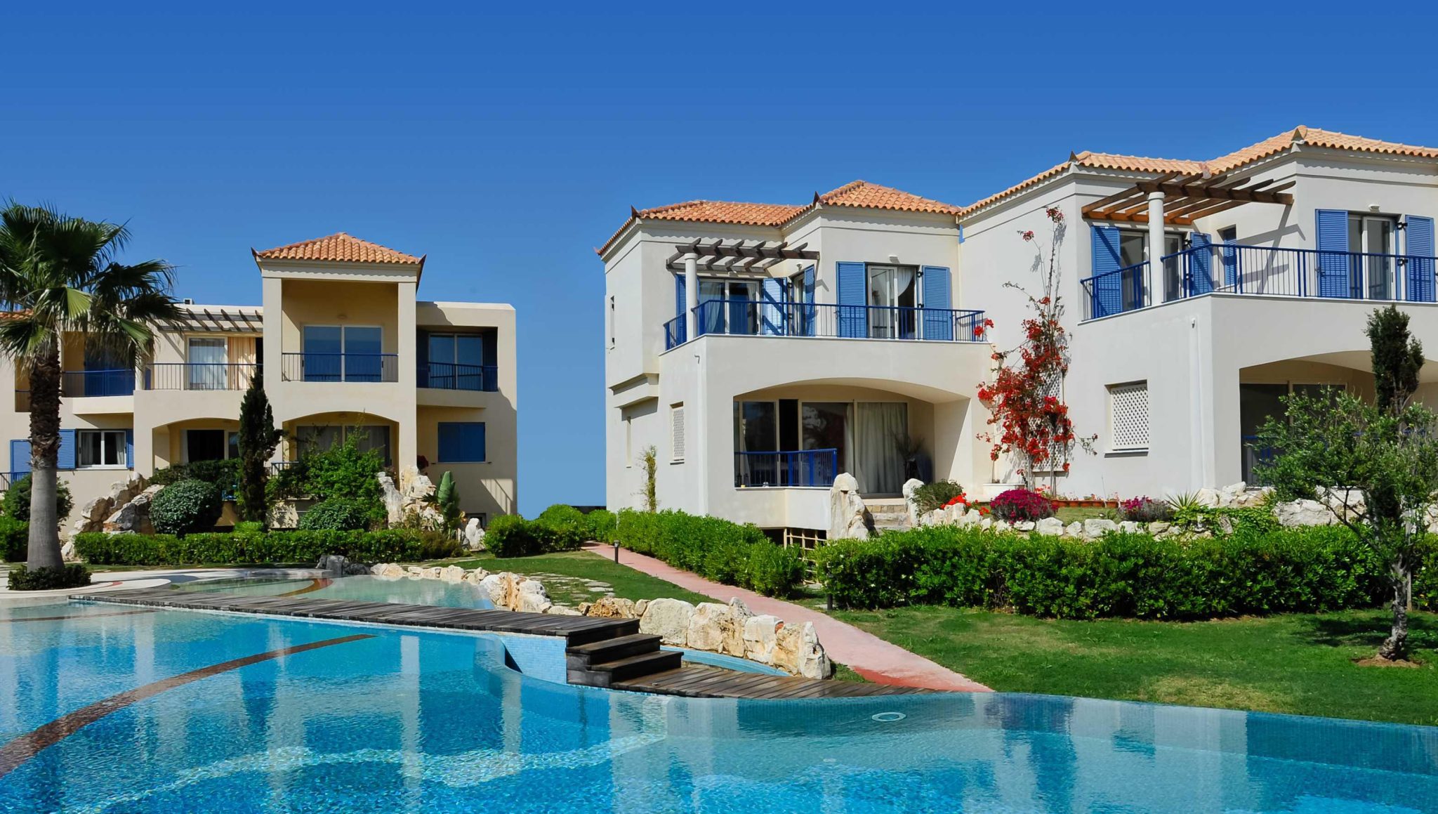 House in Ineia - view 1