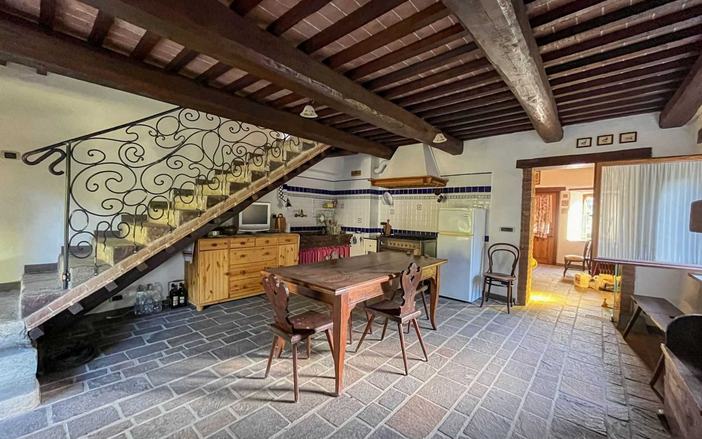 House in Ficulle - view 1