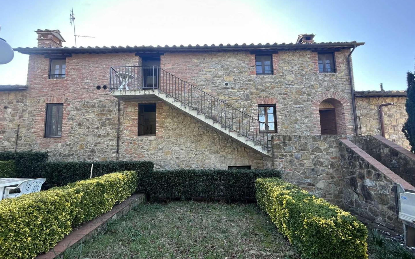 House in Paciano - view 1