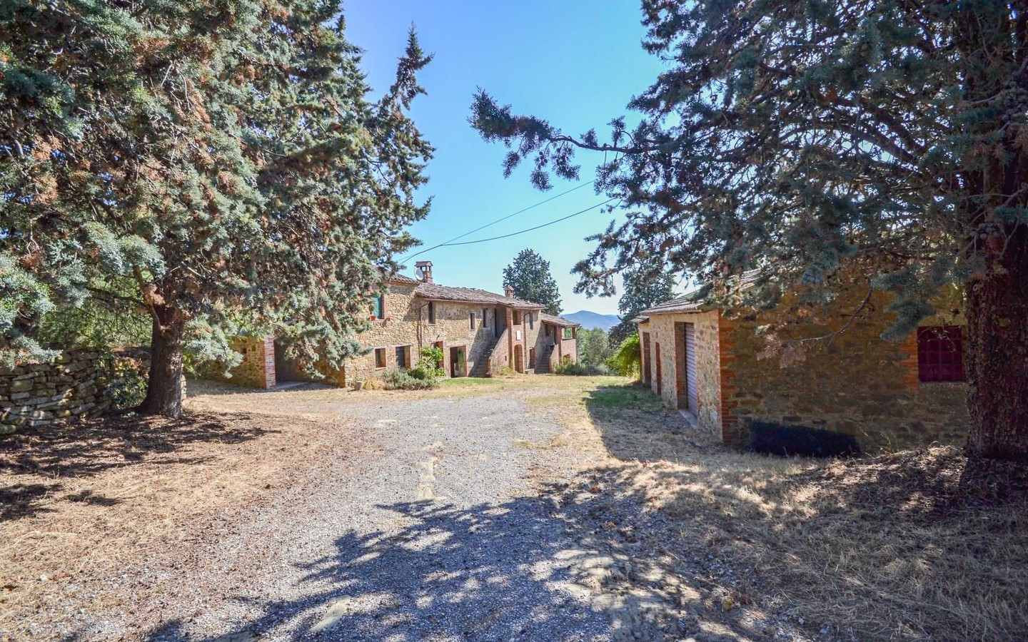 House in Piegaro - view 1