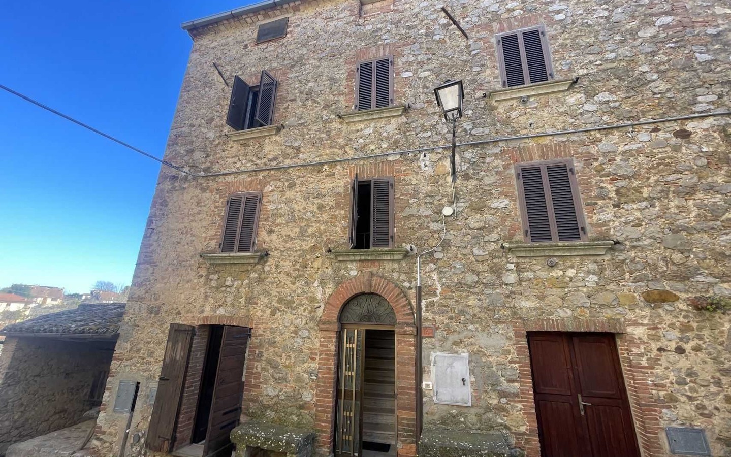 House in San Cristoforo - view 1