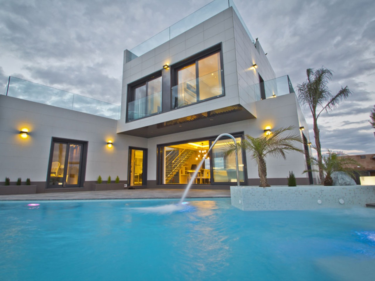 Villa in Alicante - view 1