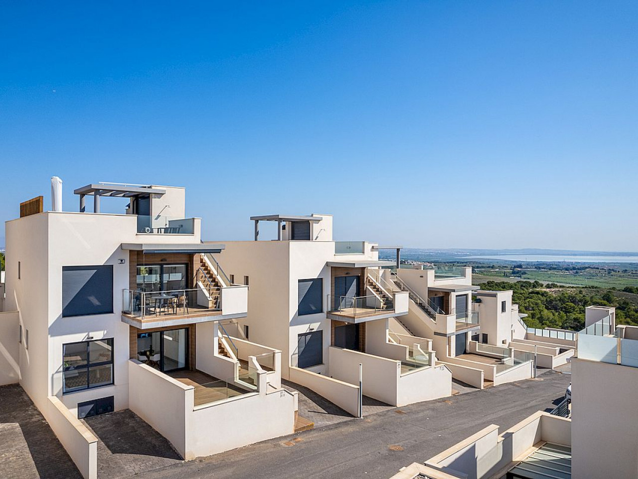 Apartment in Alicante - view 1