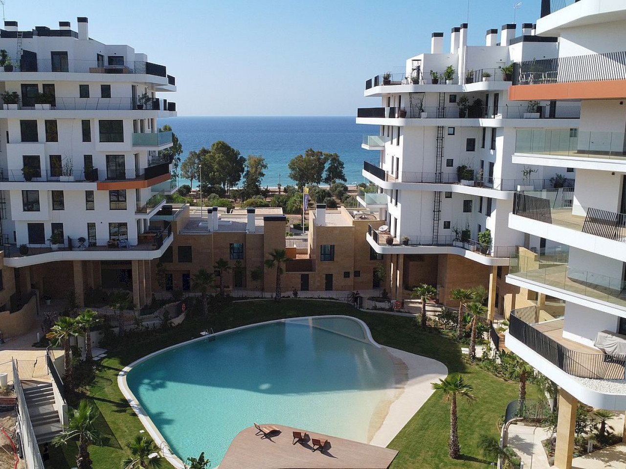 Apartment in Villajoyosa - view 1