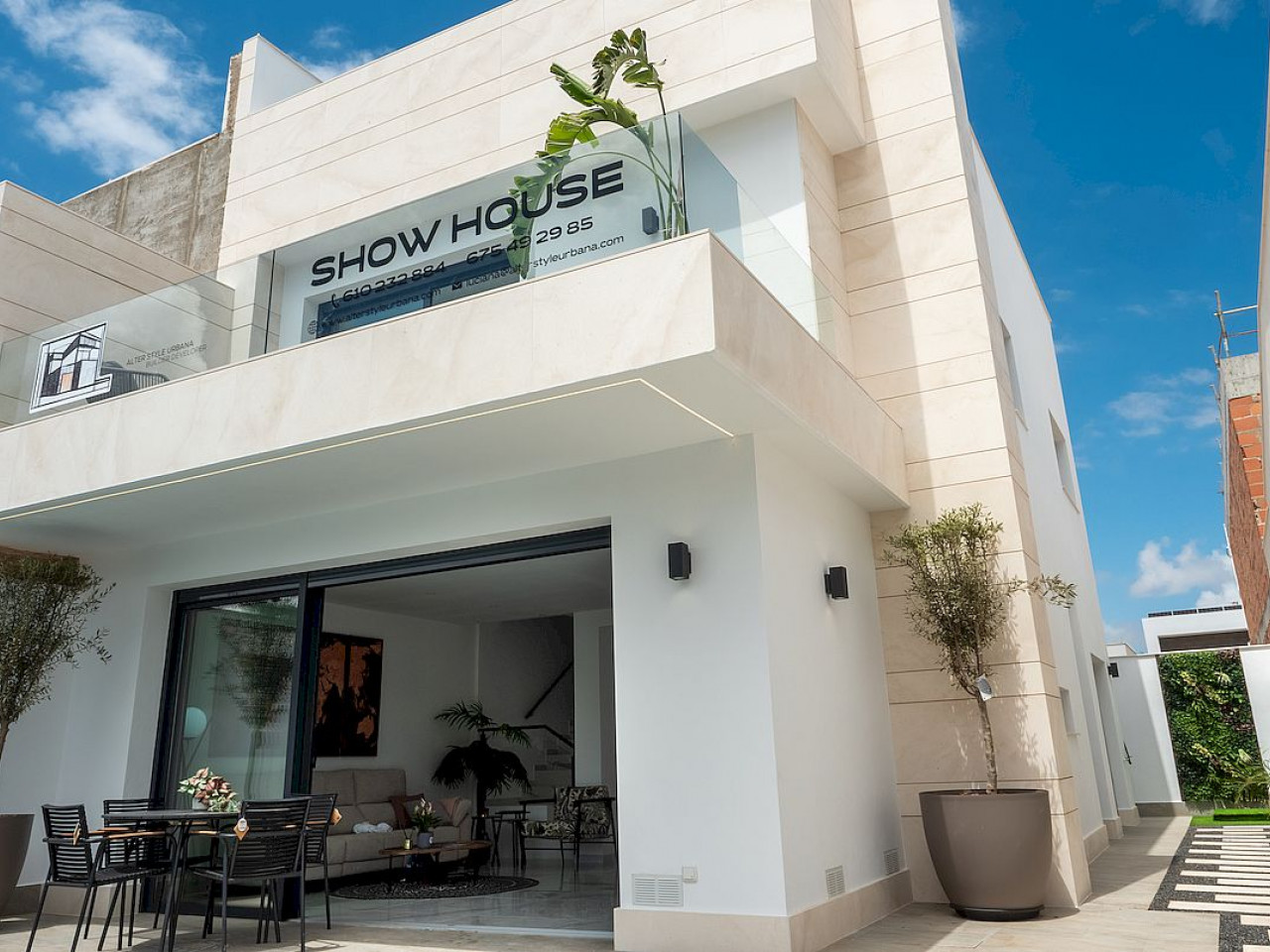 House in Santa Cruz - view 1