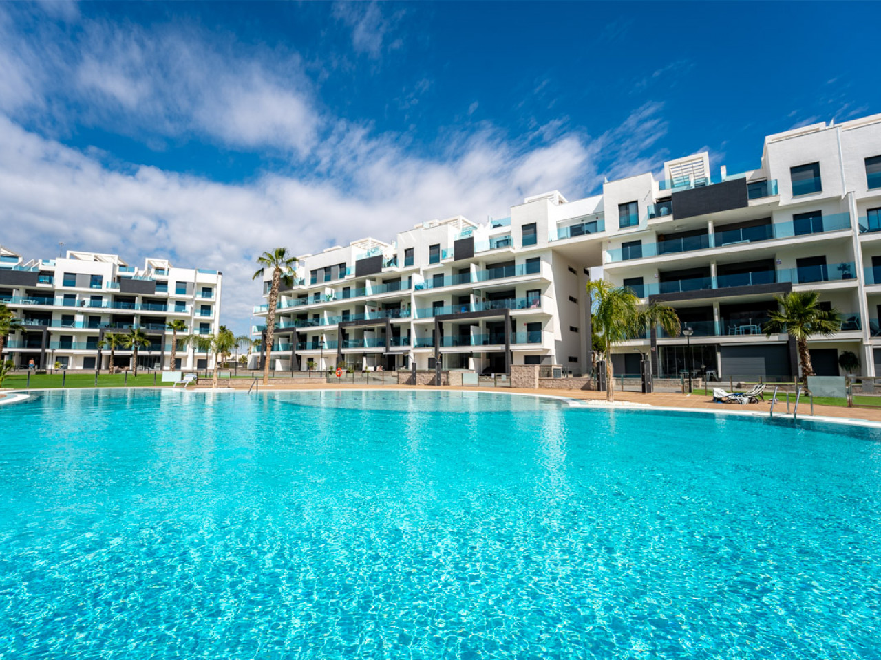 Apartment in Guardamar del Segura - view 1