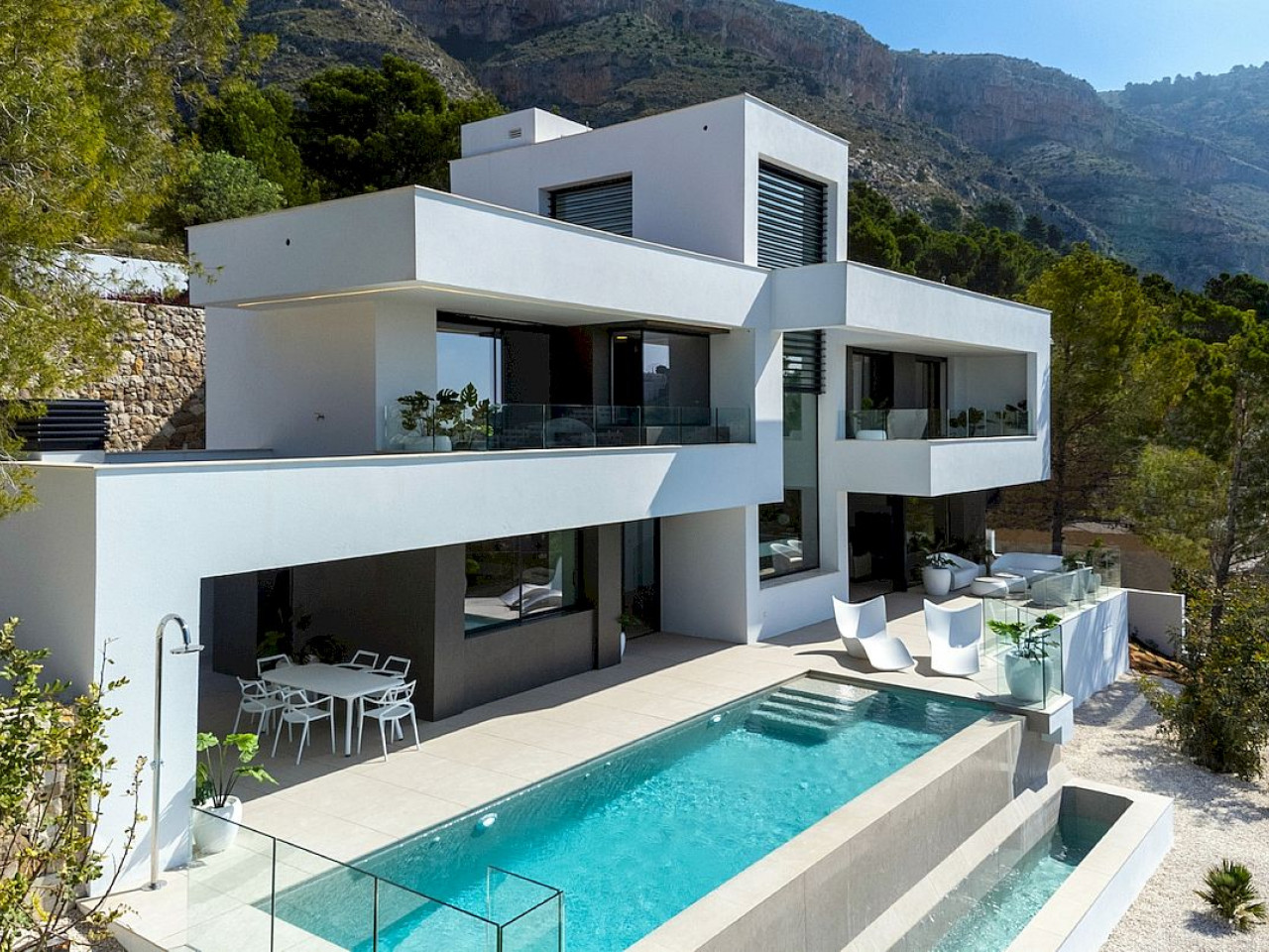 Villa in Altea - view 1