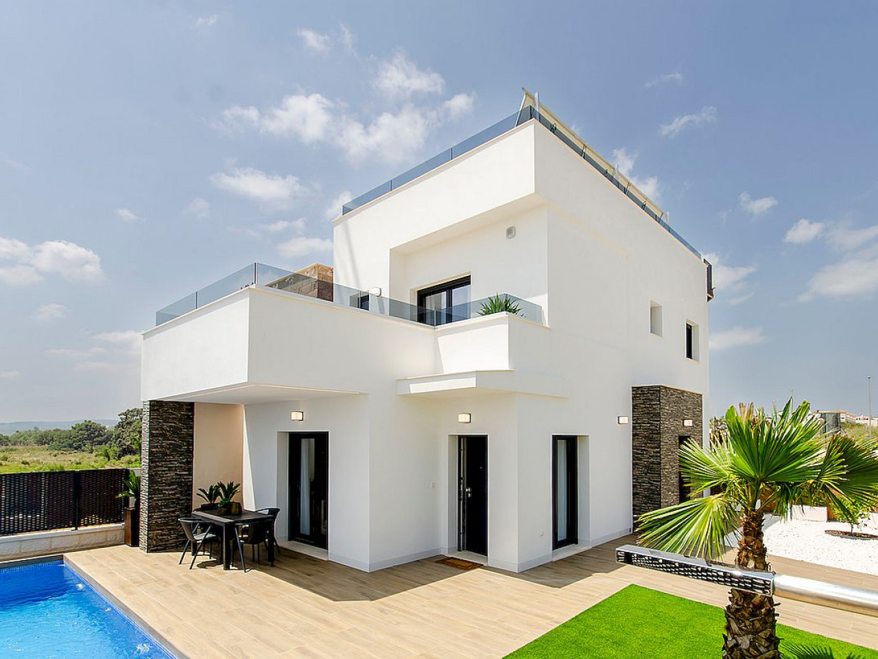 Villa in Los Montesinos - view 1