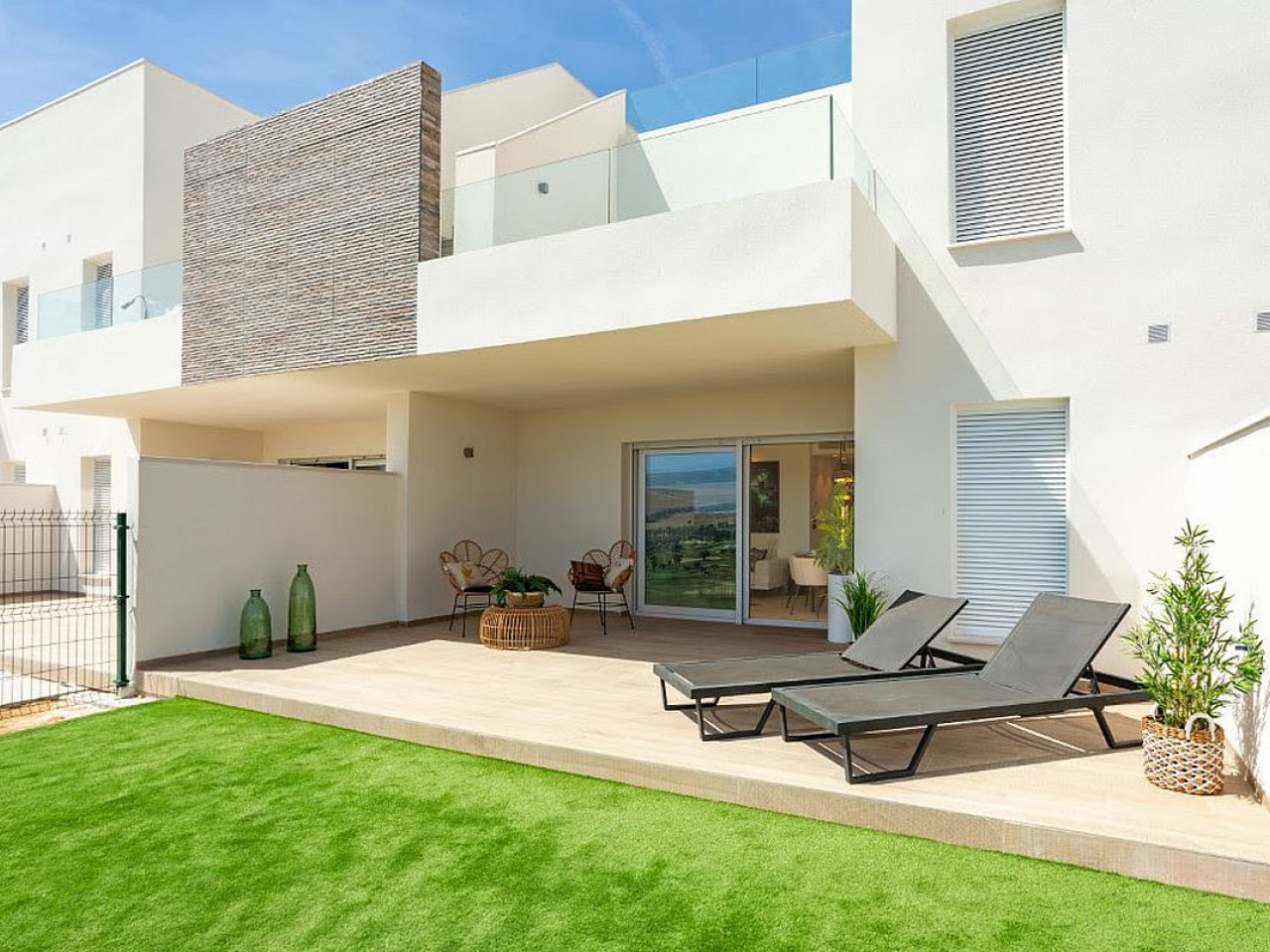 Apartment in Alicante - view 1
