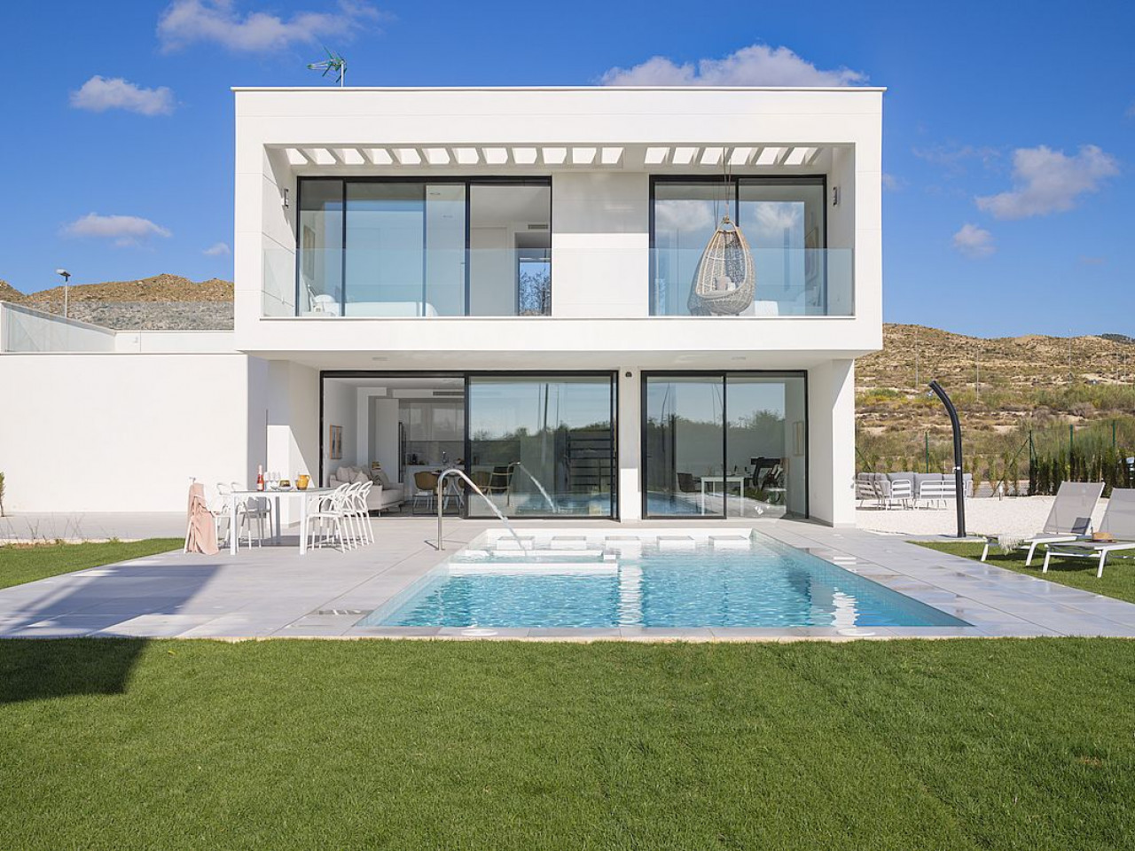 Villa in Murcia - view 1