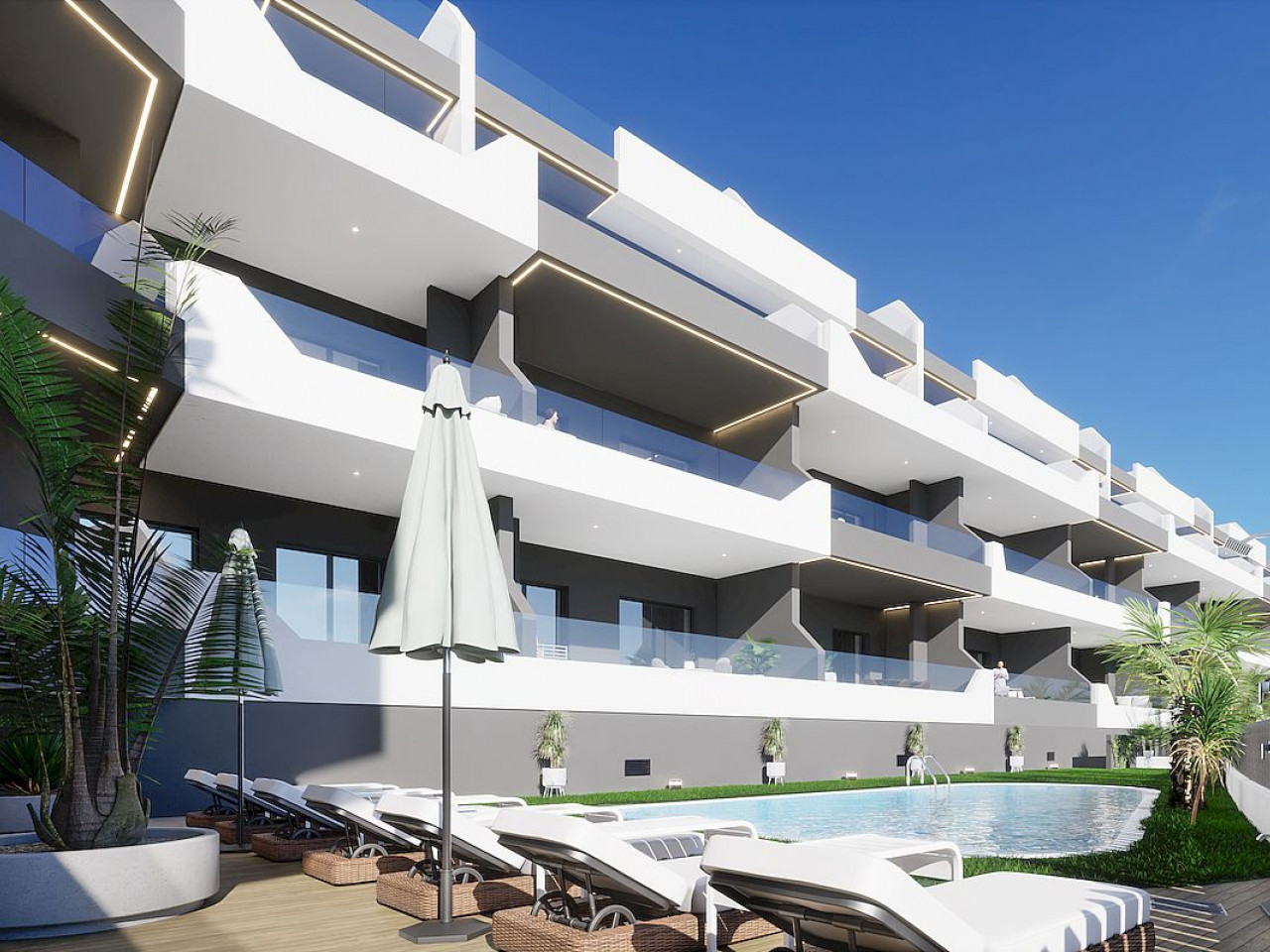 Penthouse in Alicante - view 1