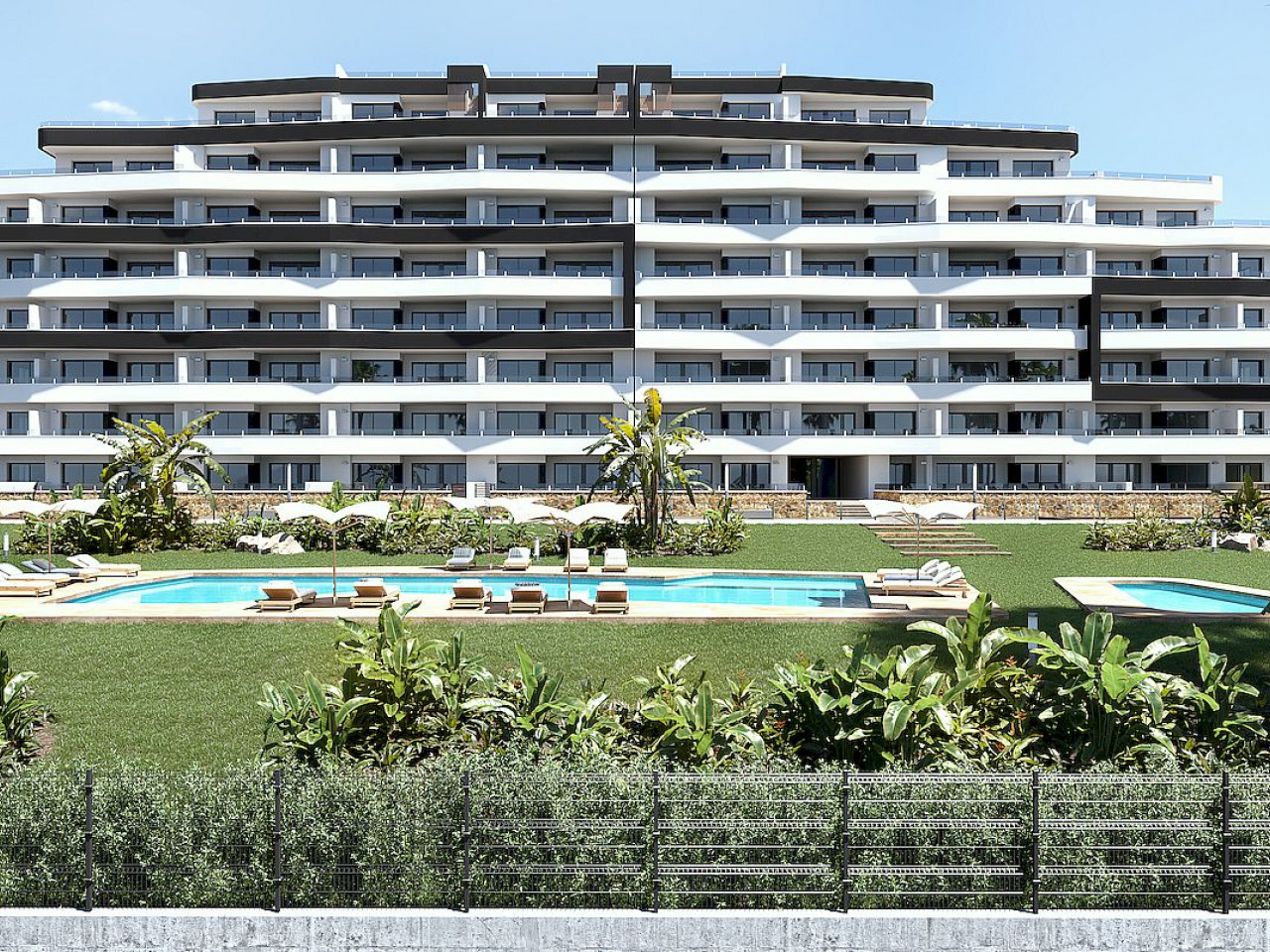 Penthouse in Alicante - view 1