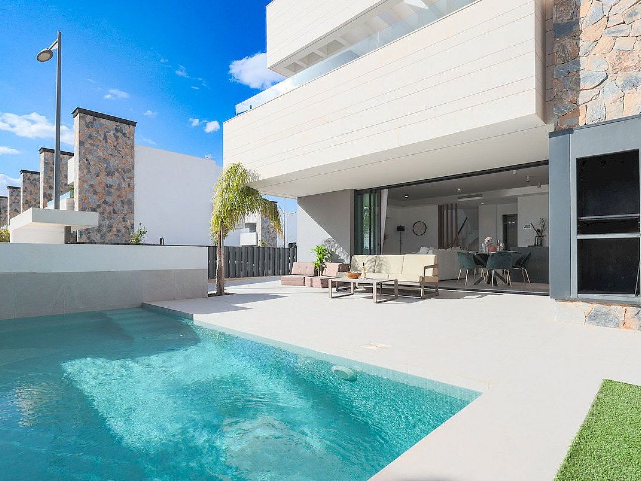 Villa in Torre-Pacheco - view 1
