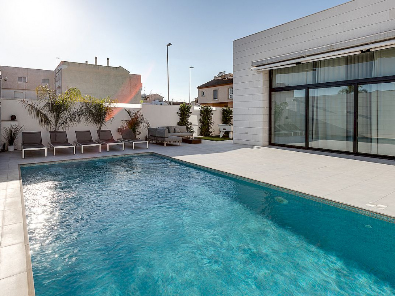 Villa in Alicante - view 1