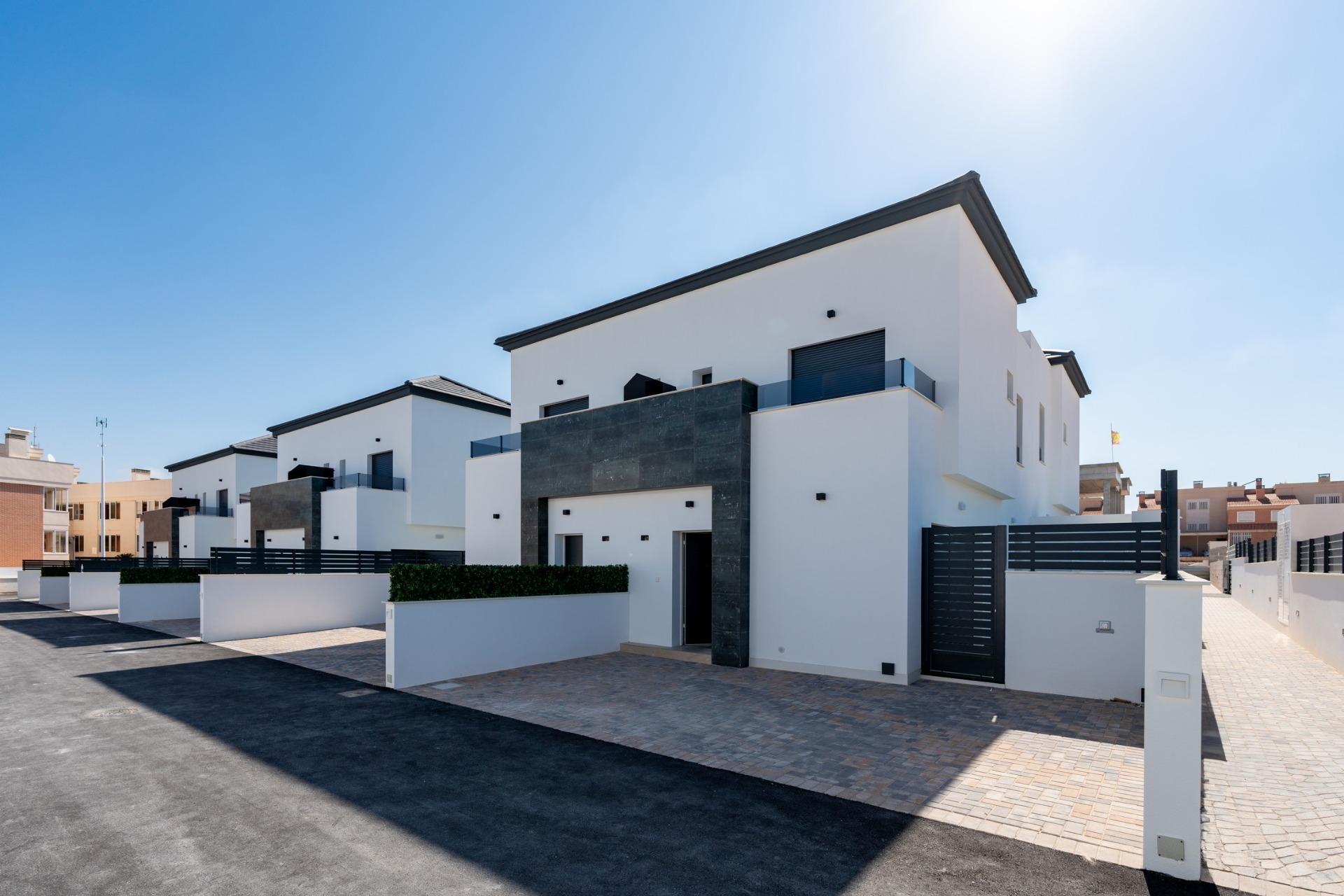House in Balsares - view 1