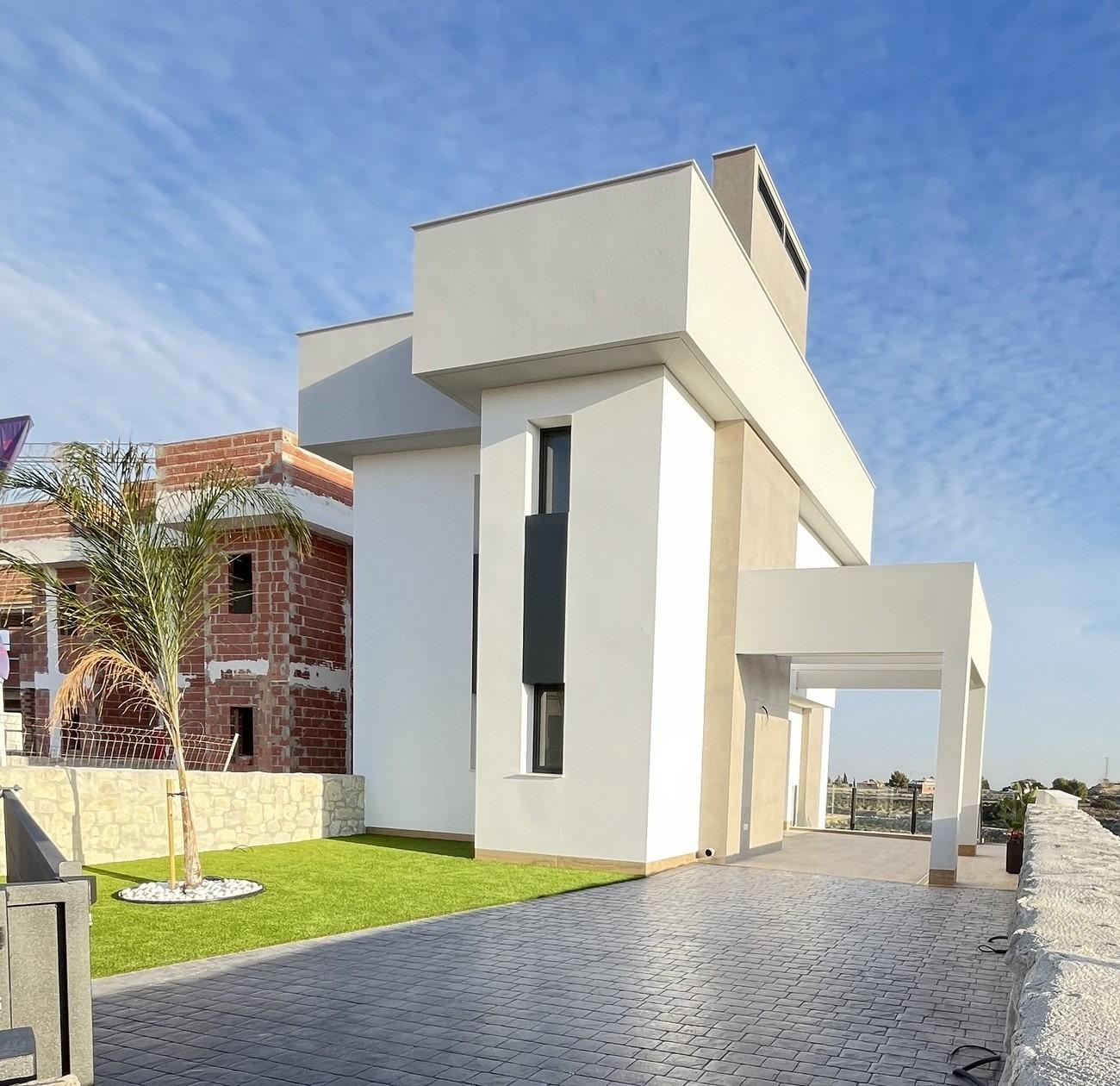 Villa in Alicante - view 1