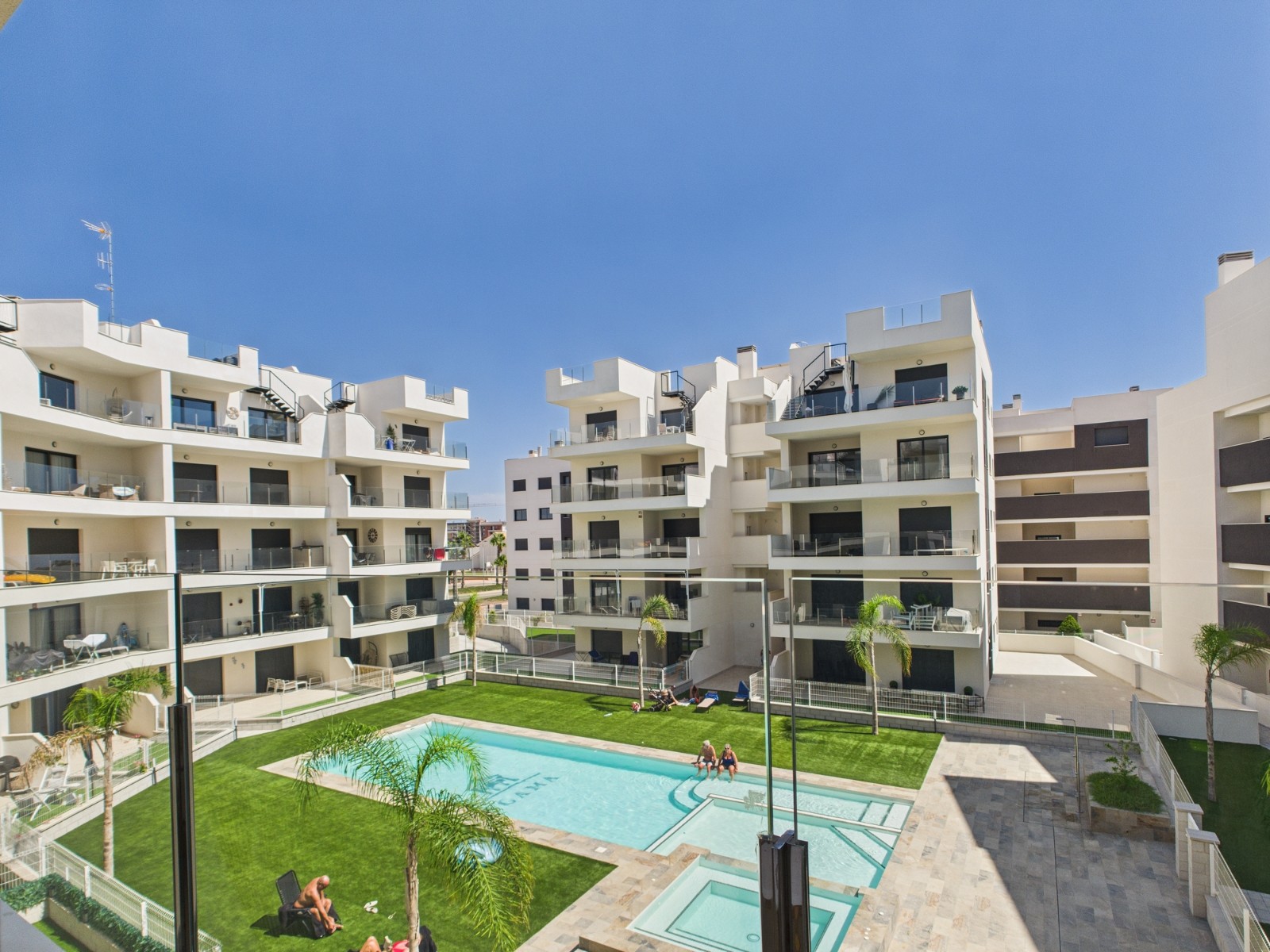 Apartment in Los Alcazares - view 1