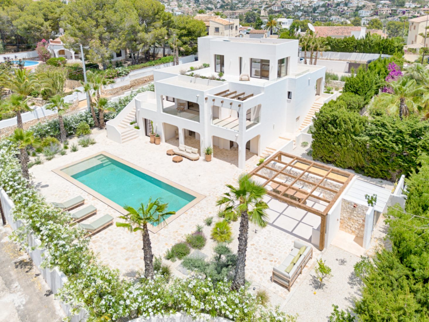 Villa in Benissanet - view 1