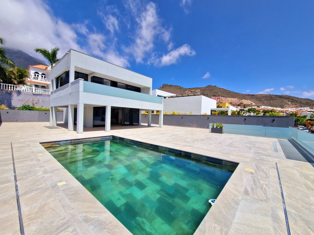 House in Tenerife - view 1