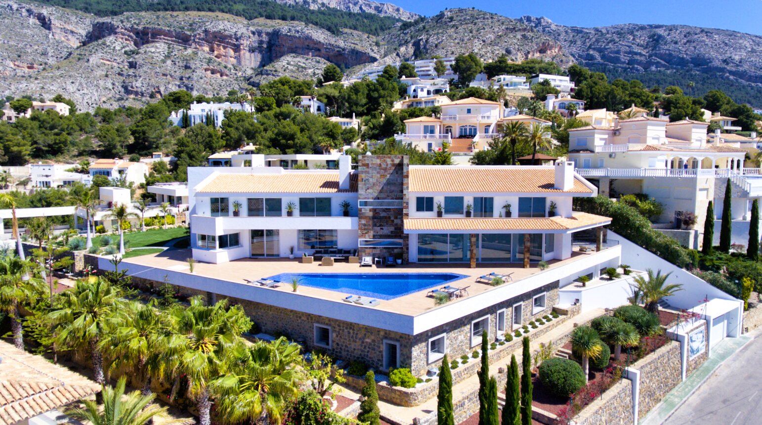Villa in Altea - view 1