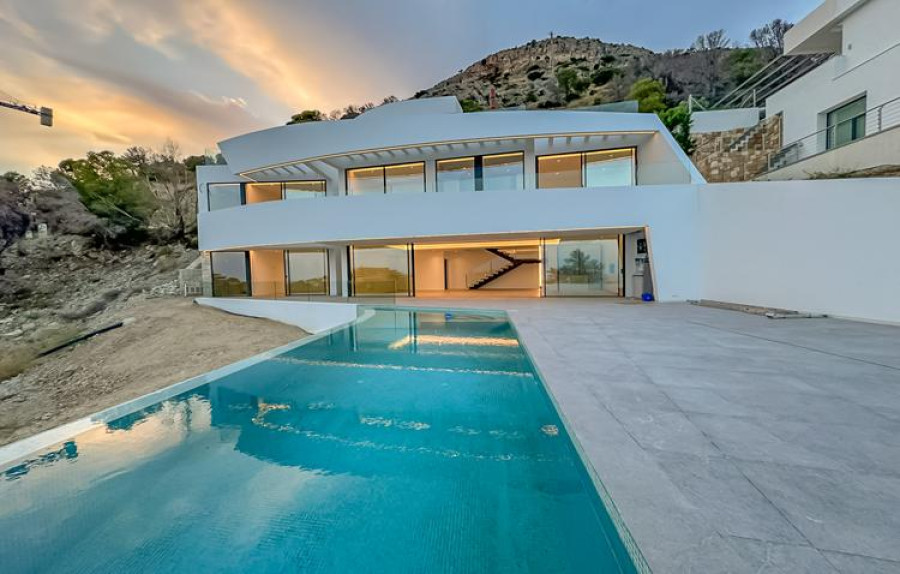 Villa in Altea la Vella - view 1