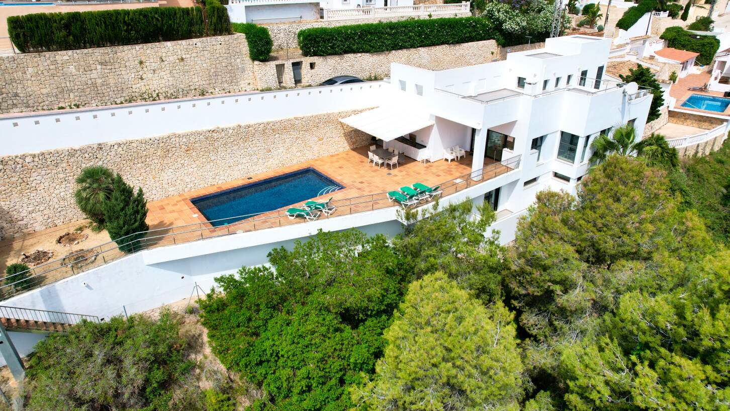 Villa in Benissanet - view 1