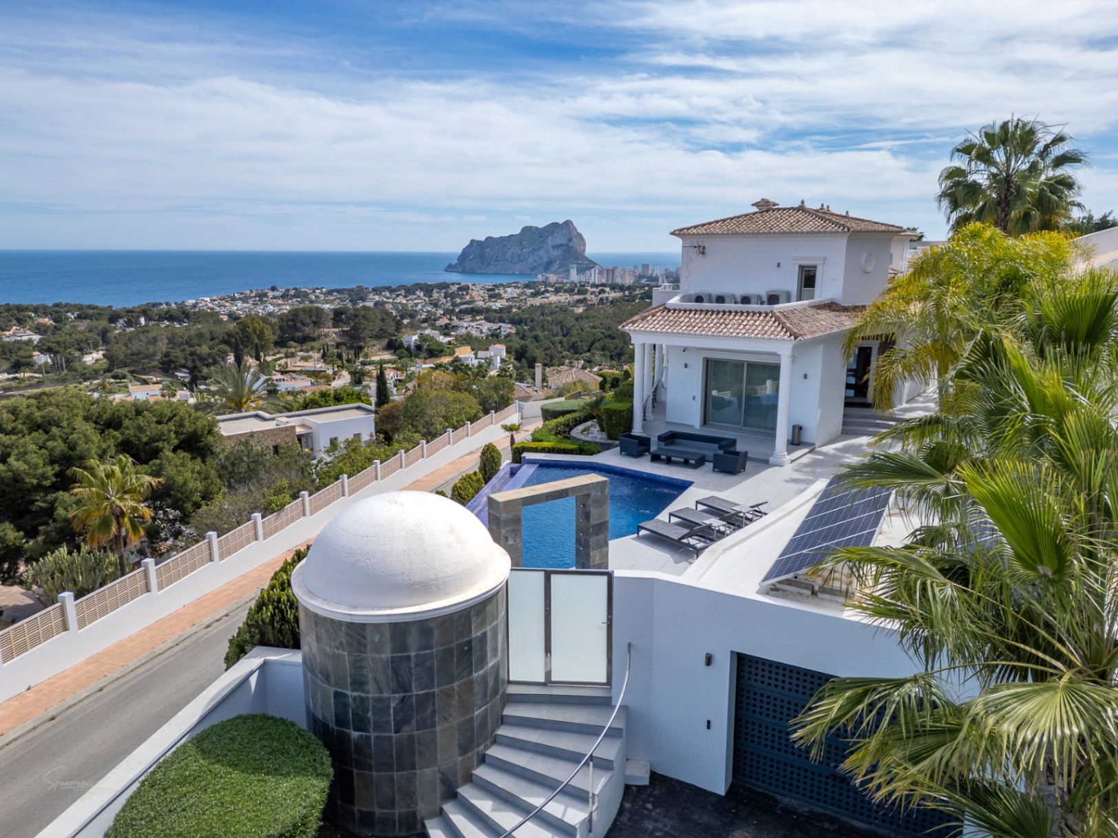 Villa in Benissanet - view 1