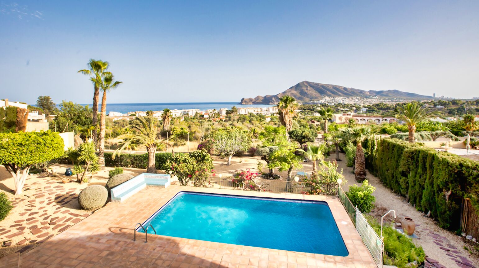 Villa in Altea - view 1