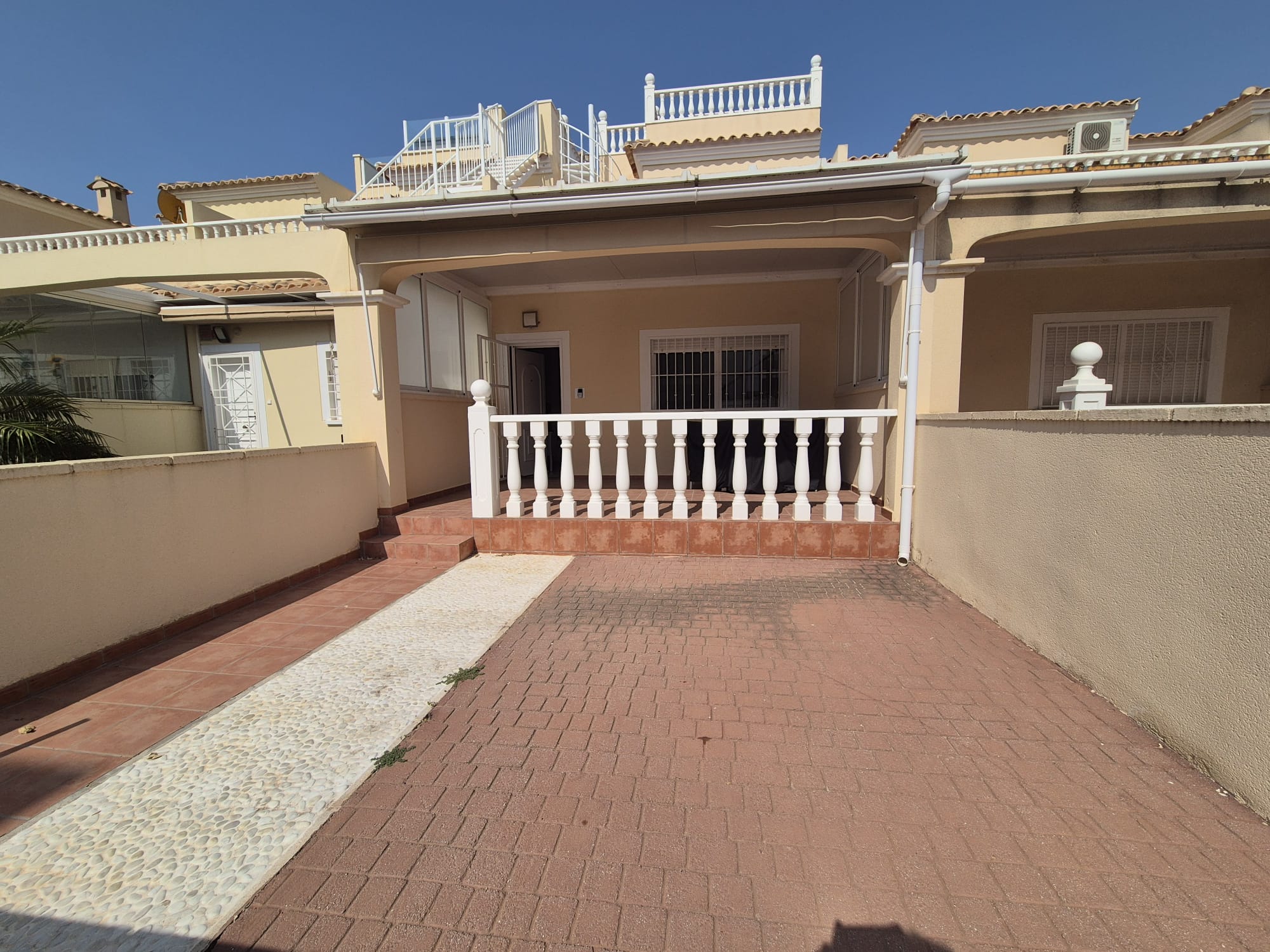 House in Urbanizacion los Balcones - view 1