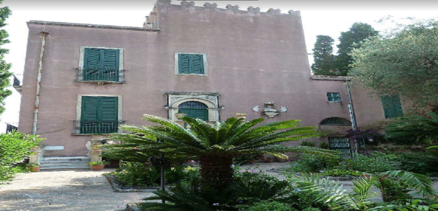 House in Taormina - view 1