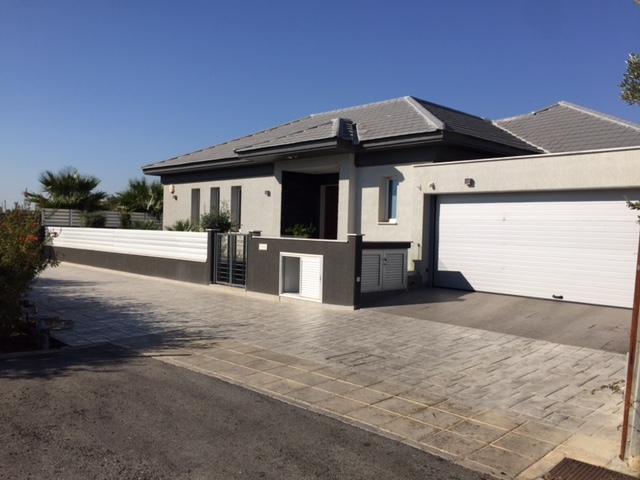 House in Ypsonas - view 1