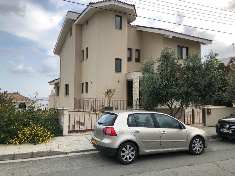 House in Ayios Athanasios (quarter) - view 1