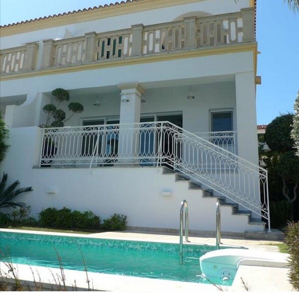 House in Agios Antonios - view 1