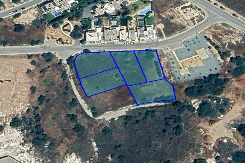 House in Mouttagiaka - view 1