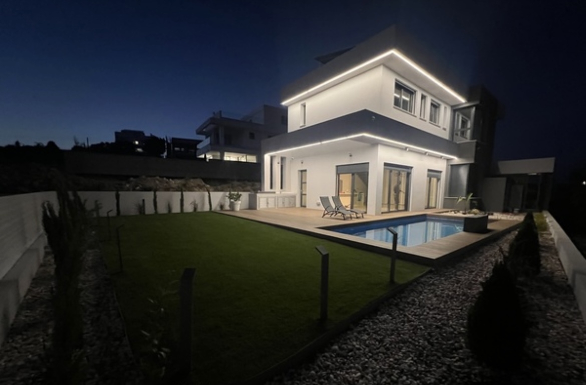 House in Ayios Athanasios (quarter) - view 1
