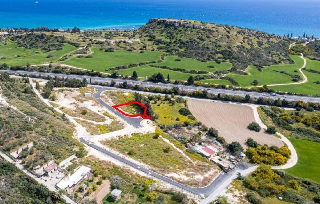 House in Agios Tychon - view 1